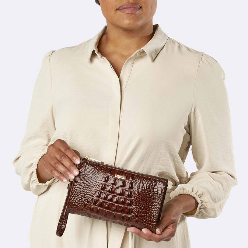 Black Women's Brahmin Daisy Clutch Bags | 2038GPRHW